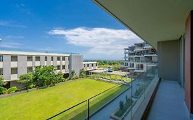 Stunning & Modern Apartment In Oceandune